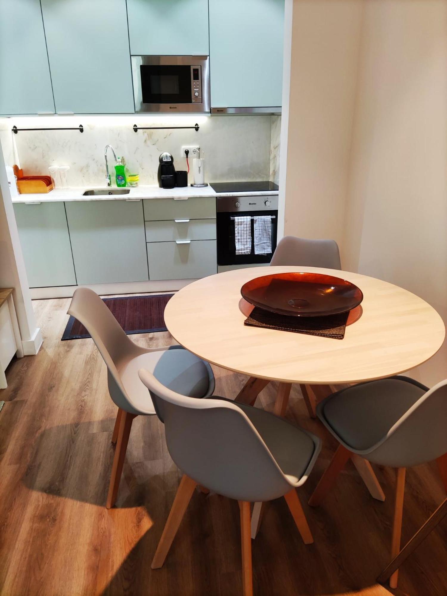 Lisbon Colours Bairro Alto Apartments Ngoại thất bức ảnh