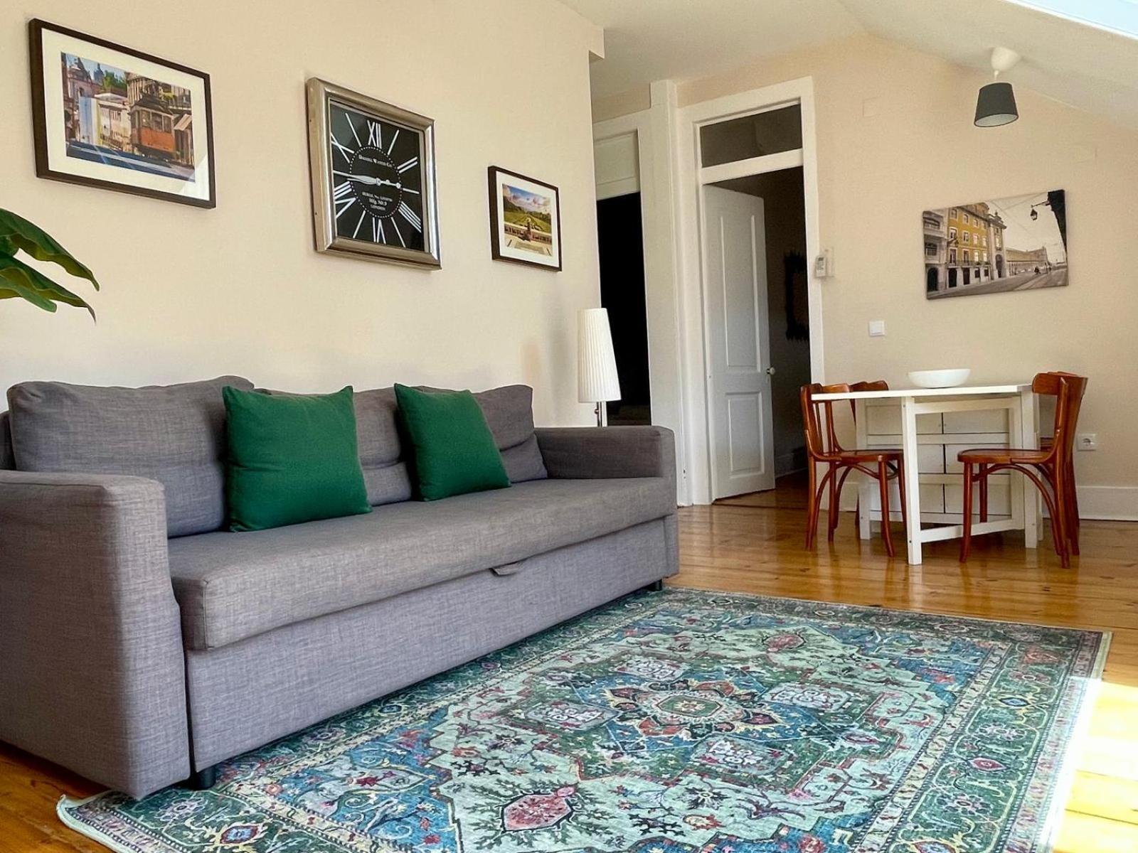 Lisbon Colours Bairro Alto Apartments Ngoại thất bức ảnh