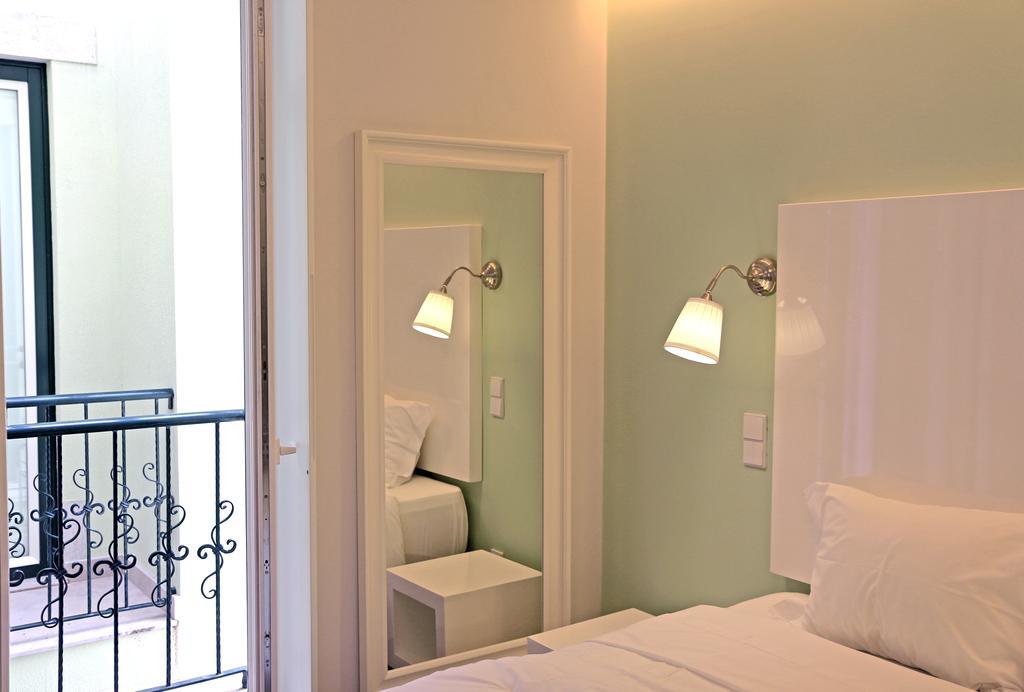 Lisbon Colours Bairro Alto Apartments Ngoại thất bức ảnh